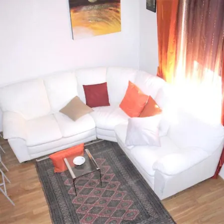 One Bedroom Apartement With Terrace And Wifi At *